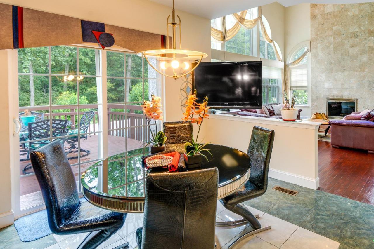 Centrally Located Family Home With Pool Harleysville 外观 照片
